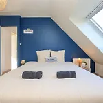 La Marine, Maison En Plein Coeur De
